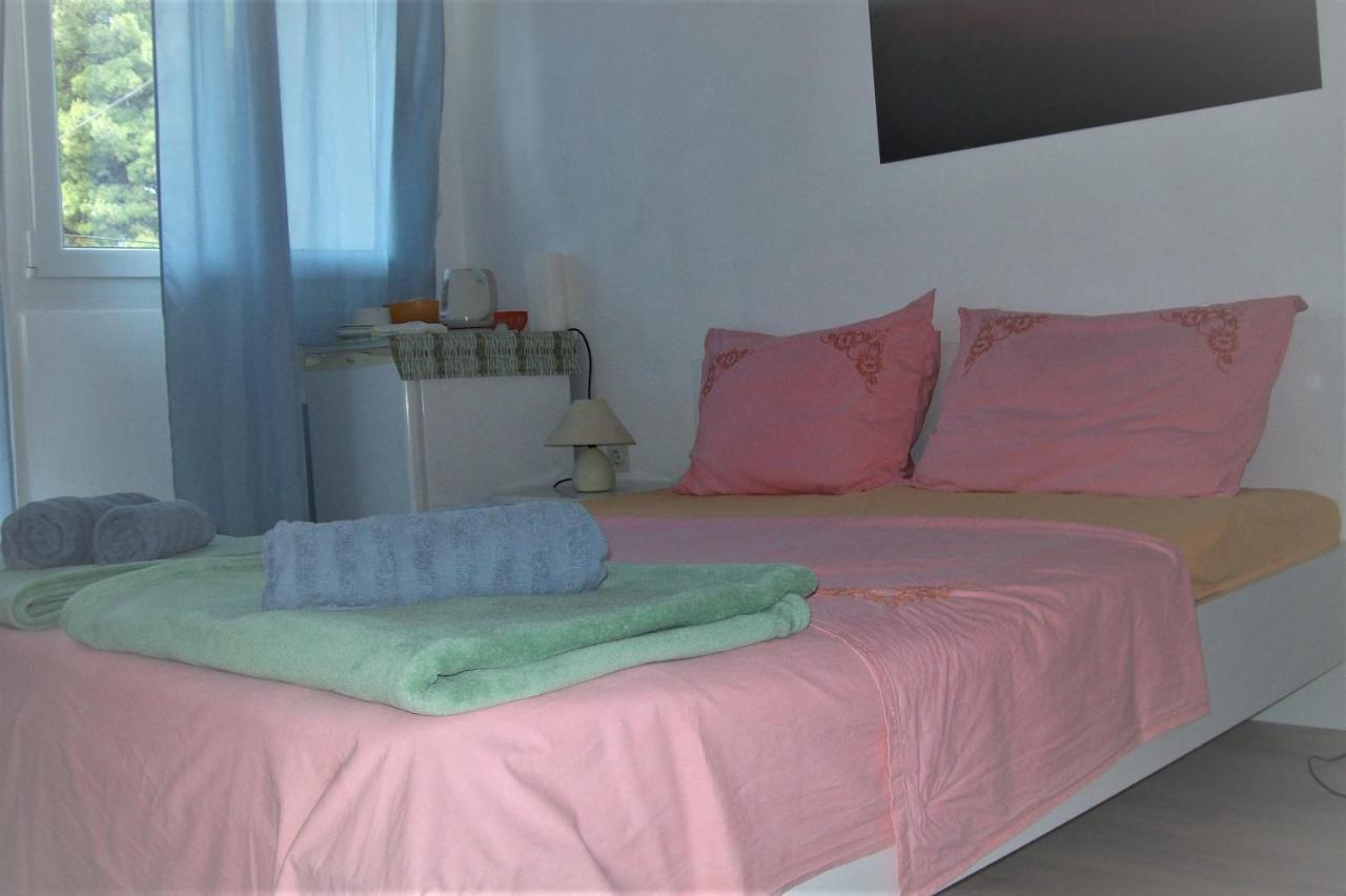 Dinka'S Apartment Stari Grad  Ngoại thất bức ảnh