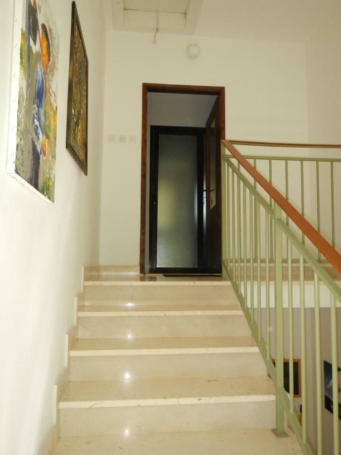 Dinka'S Apartment Stari Grad  Ngoại thất bức ảnh